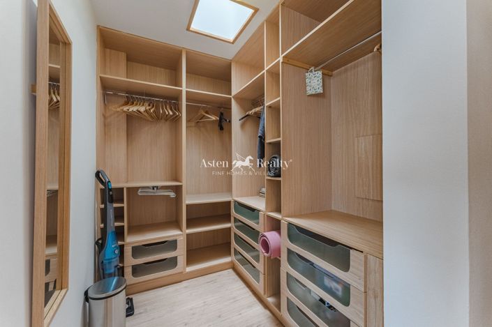 Image No.16-3 Bed House for sale