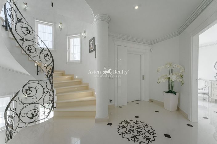 Image No.21-6 Bed Villa for sale