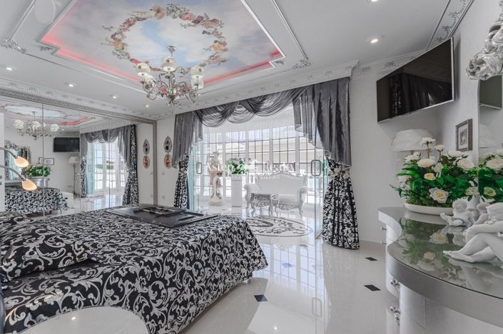 Image No.38-6 Bed Villa for sale