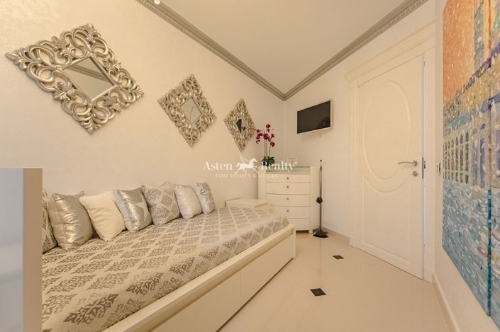 Image No.51-6 Bed Villa for sale