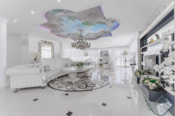 Image No.9-6 Bed Villa for sale