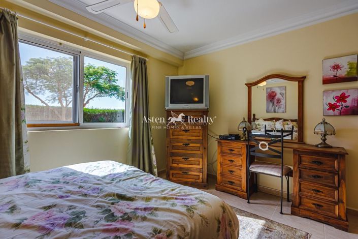 Image No.11-6 Bed Villa for sale