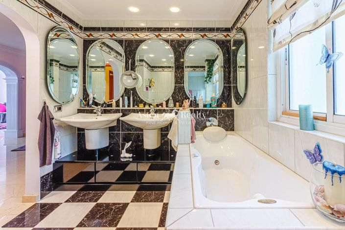 Image No.15-Villa de 6 chambres à vendre à Valle de San Lorenzo