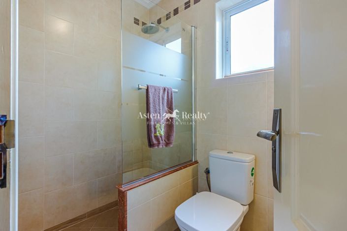 Image No.32-6 Bed Villa for sale