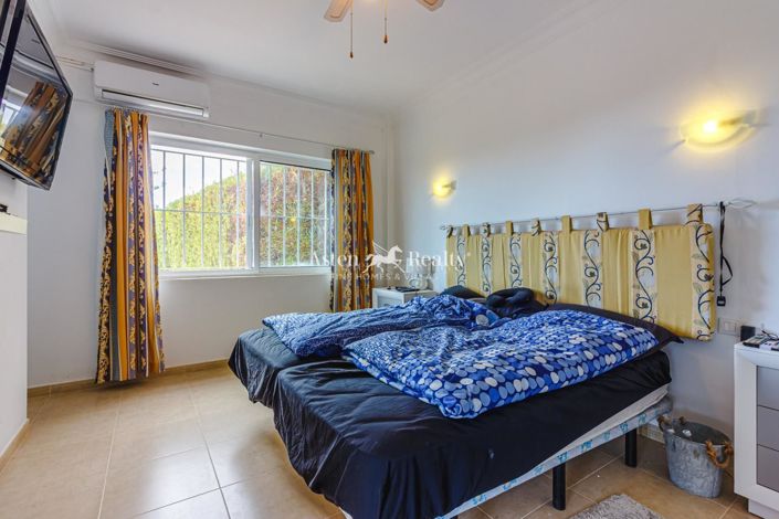 Image No.37-6 Bed Villa for sale