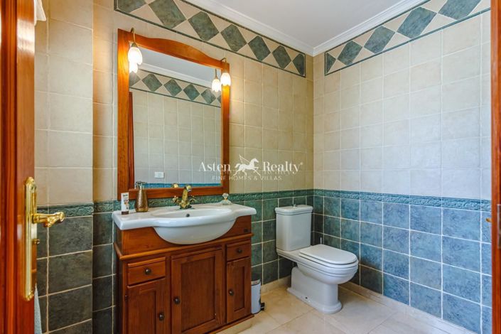 Image No.53-6 Bed Villa for sale