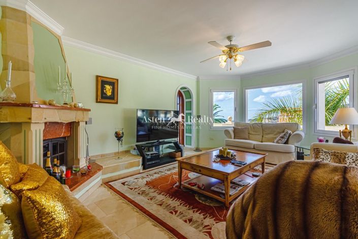 Image No.54-6 Bed Villa for sale
