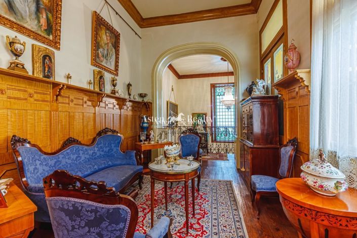 Image No.12-6 Bed House for sale