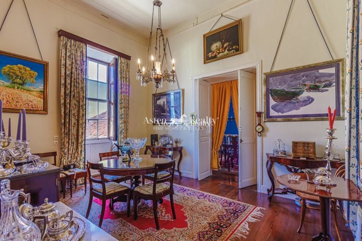 Image No.16-6 Bed House for sale