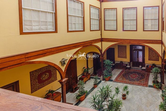 Image No.34-6 Bed House for sale