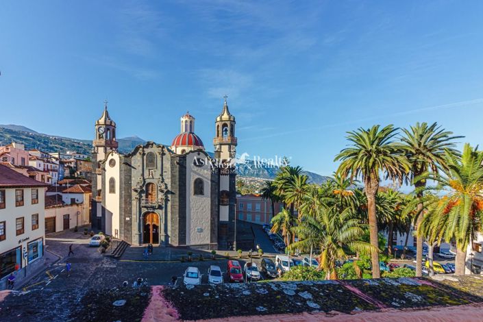 Image No.35-6 Bed House for sale