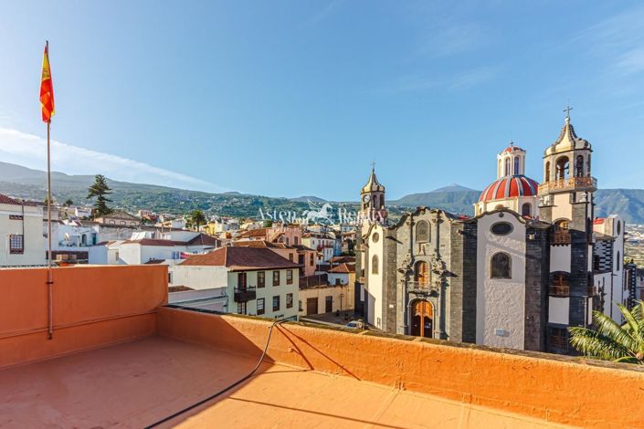 Image No.36-6 Bed House for sale