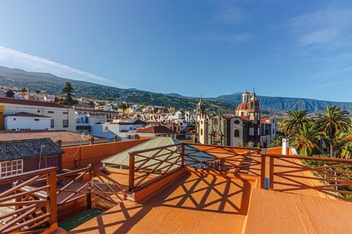 Image No.38-6 Bed House for sale