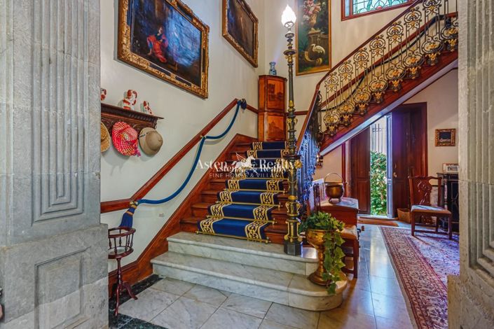 Image No.6-6 Bed House for sale