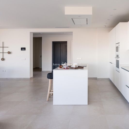 Image No.28-5 Bed Villa for sale