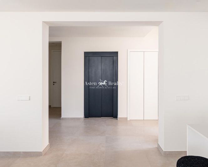 Image No.31-5 Bed Villa for sale