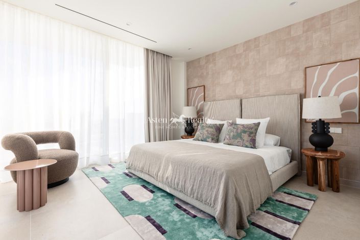 Image No.32-5 Bed Villa for sale