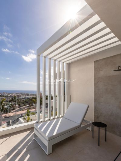 Image No.55-5 Bed Villa for sale