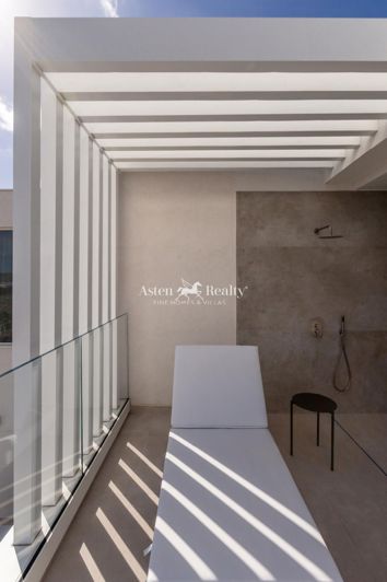 Image No.56-5 Bed Villa for sale