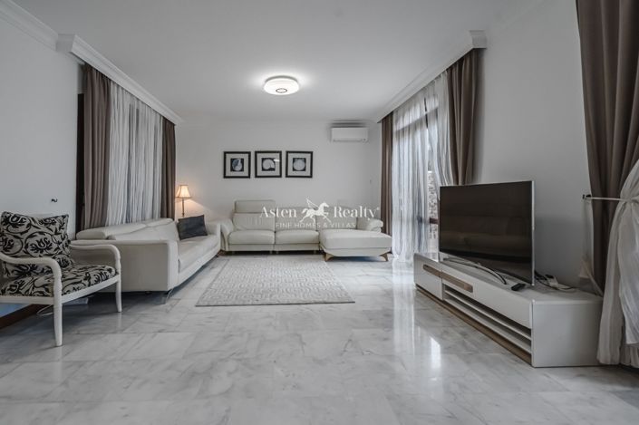Image No.14-5 Bed Villa for sale