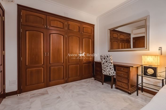 Image No.24-5 Bed Villa for sale