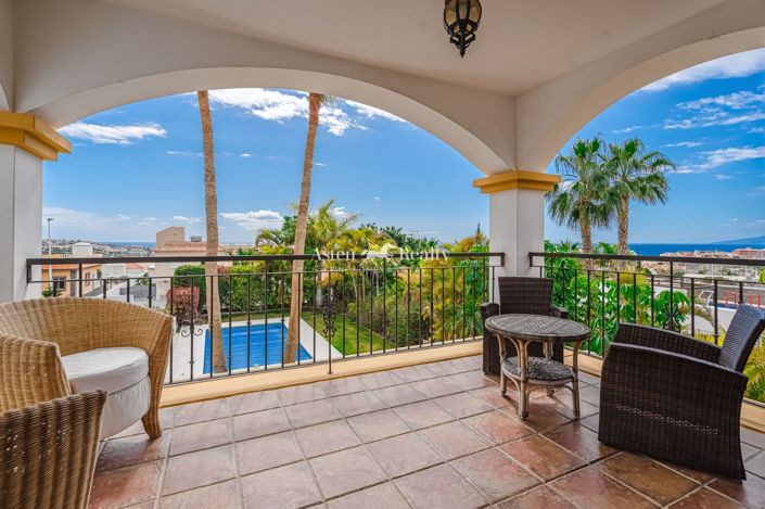 Image No.38-5 Bed Villa for sale