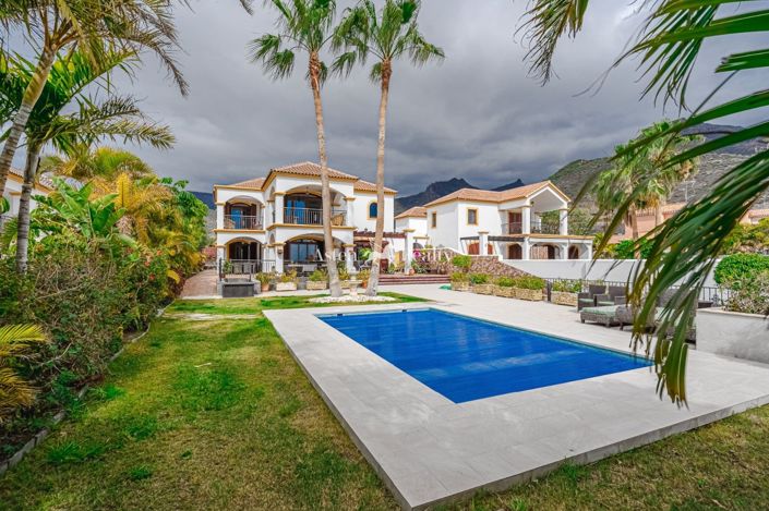 Image No.5-5 Bed Villa for sale