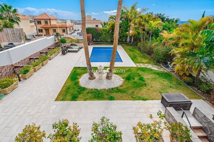 Image No.50-5 Bed Villa for sale