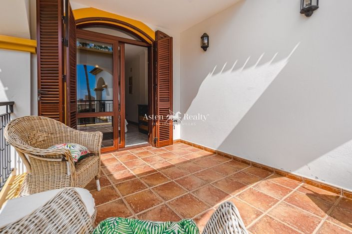 Image No.60-5 Bed Villa for sale