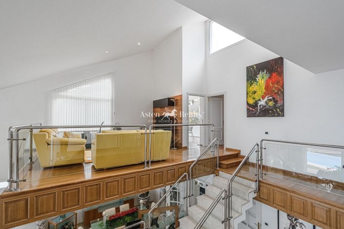 Image No.28-3 Bed Villa for sale