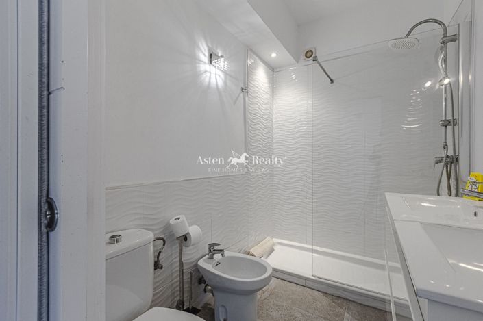 Image No.21-3 Bed Villa for sale