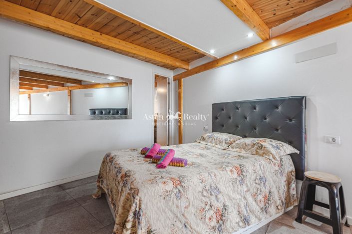 Image No.32-3 Bed Villa for sale