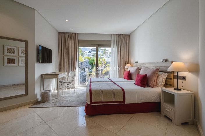 Image No.14-4 Bed Apartment for sale