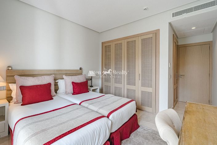 Image No.22-4 Bed Apartment for sale