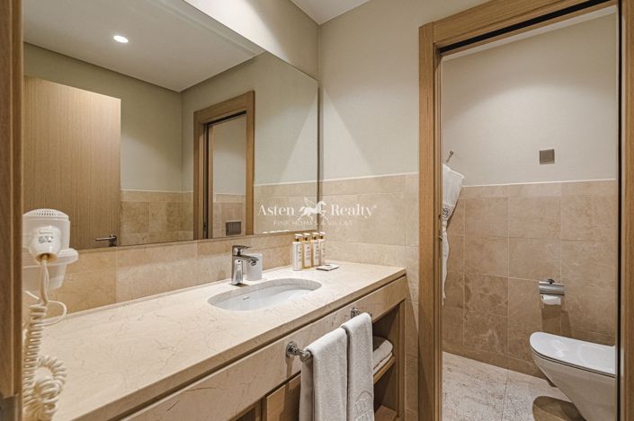 Image No.24-4 Bed Apartment for sale