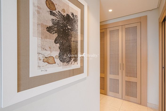 Image No.29-4 Bed Apartment for sale