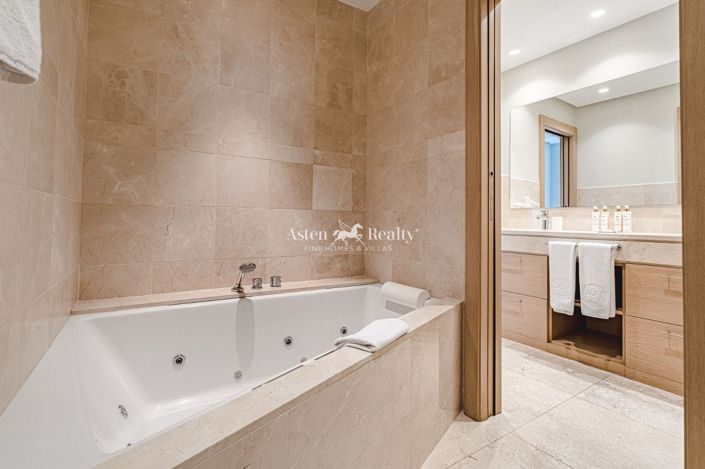 Image No.31-4 Bed Apartment for sale