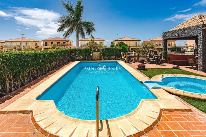 Image No.16-Villa de 5 chambres à vendre à Torviscas Alto