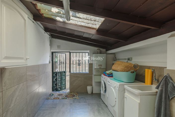 Image No.36-4 Bed Villa for sale