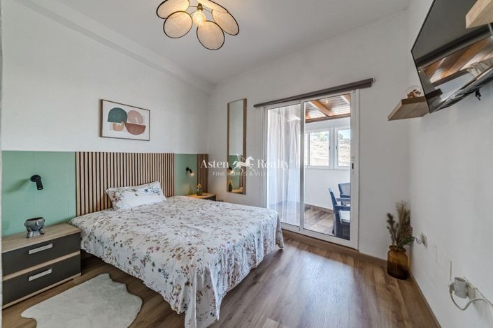 Image No.16-3 Bed Flat for sale