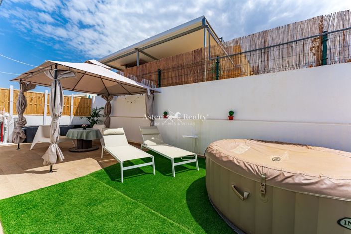 Image No.20-3 Bed Flat for sale