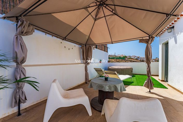 Image No.24-3 Bed Flat for sale