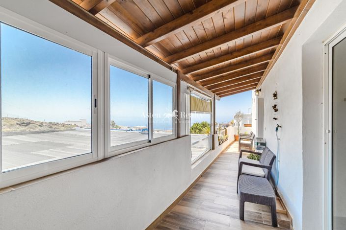 Image No.8-3 Bed Flat for sale