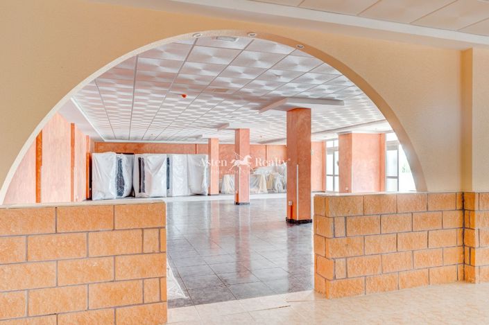 Image No.26-Propriété de 50 chambres à vendre à Arona