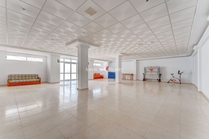 Image No.30-Propriété de 50 chambres à vendre à Arona