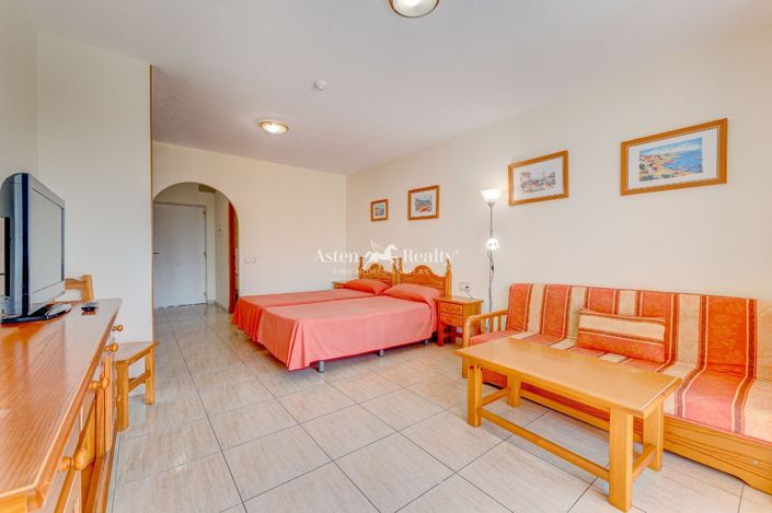 Image No.63-Propriété de 50 chambres à vendre à Arona