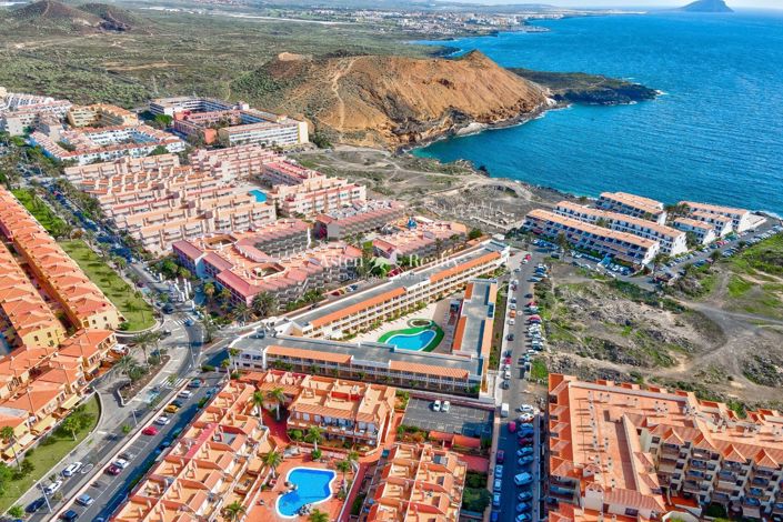 Image No.74-Propriété de 50 chambres à vendre à Arona