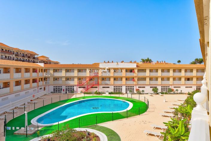 Image No.8-Propriété de 50 chambres à vendre à Arona