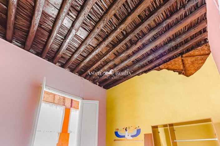 Image No.29-5 Bed House for sale