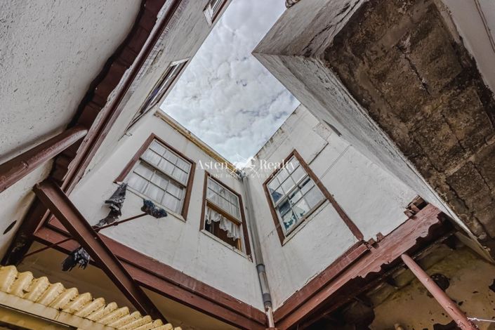 Image No.33-5 Bed House for sale